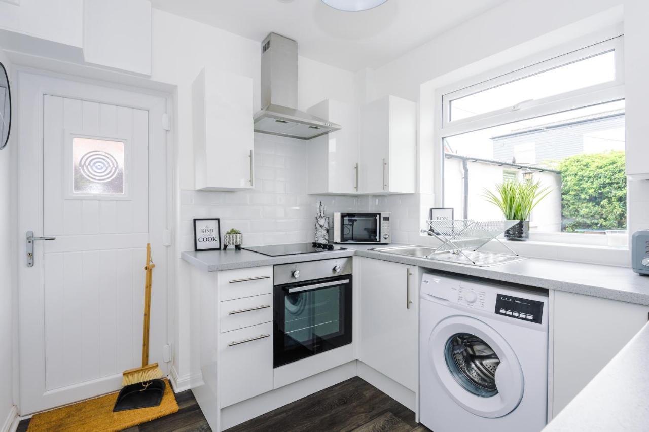 Welcoming 3 Bed Home, 10 Mins From Chester Races And Zoo Saughall Экстерьер фото